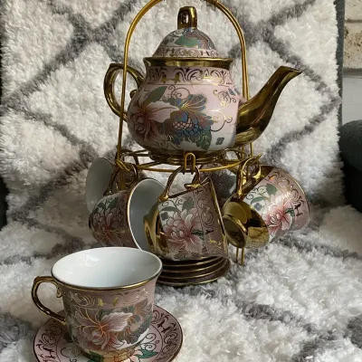 Juego de tasas con tetera  20 USD