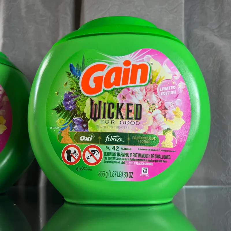 Detergente en cápsulas Gain 42 uni.