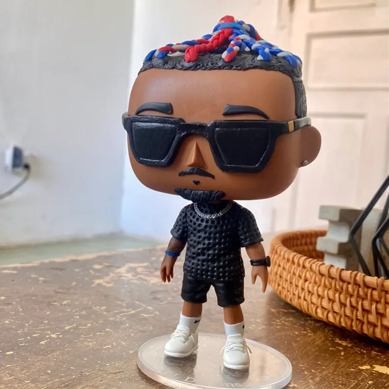 Personalizado No Sencillo