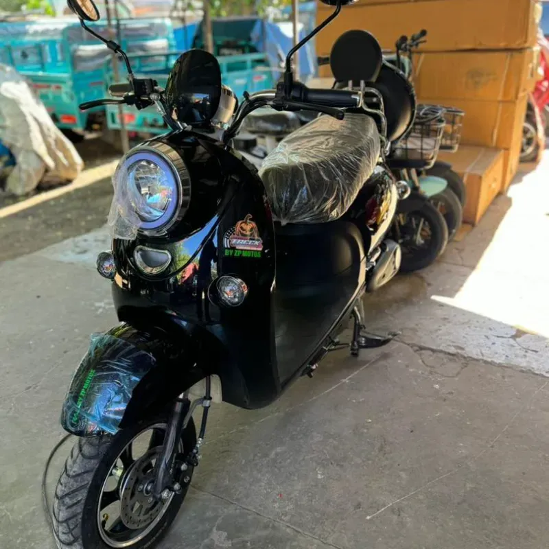 Moto eléctrica marca Zp raly 