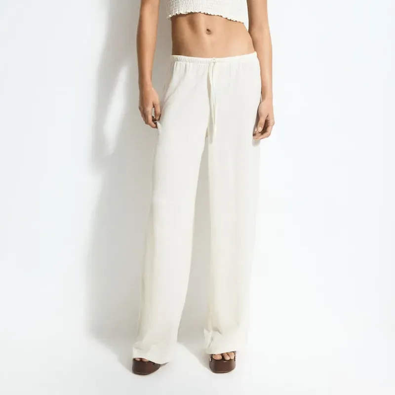 Pantalon con cordon de ajuste