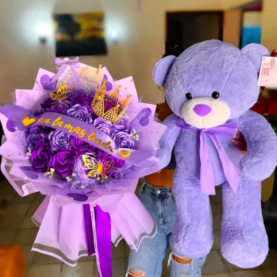 Ramo con oso grande