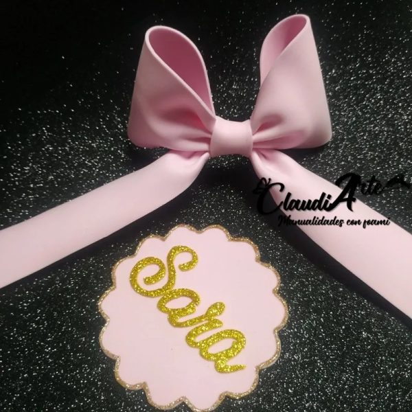 Cake topper