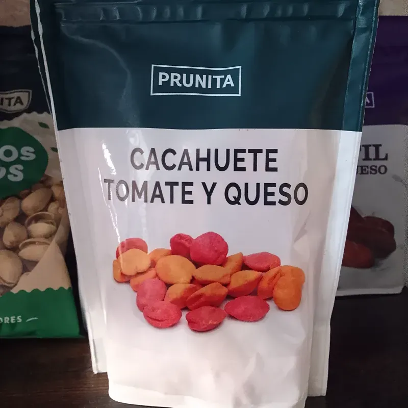 Prunita Cacahuete, Tomate y Queso