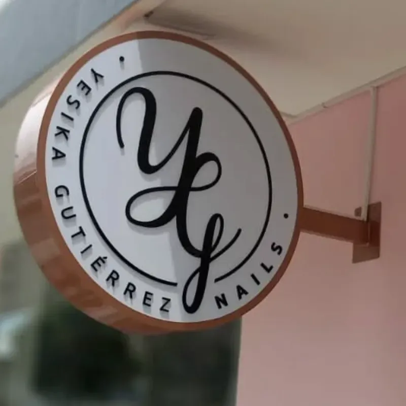 *CARTEL LUMÍNICO CIRCULAR*