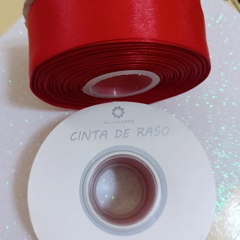 Cinta de satín de 4 cm de ancho color rojo