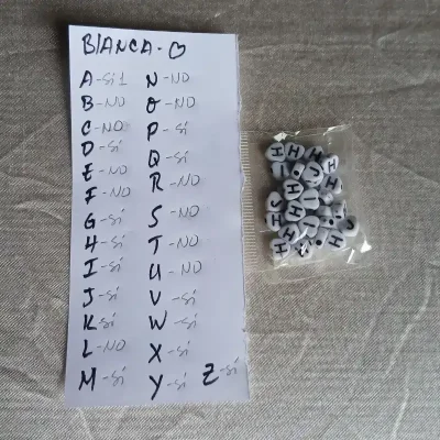 CONSONANTES - Sueltas cuenta forma de corazón letra negra