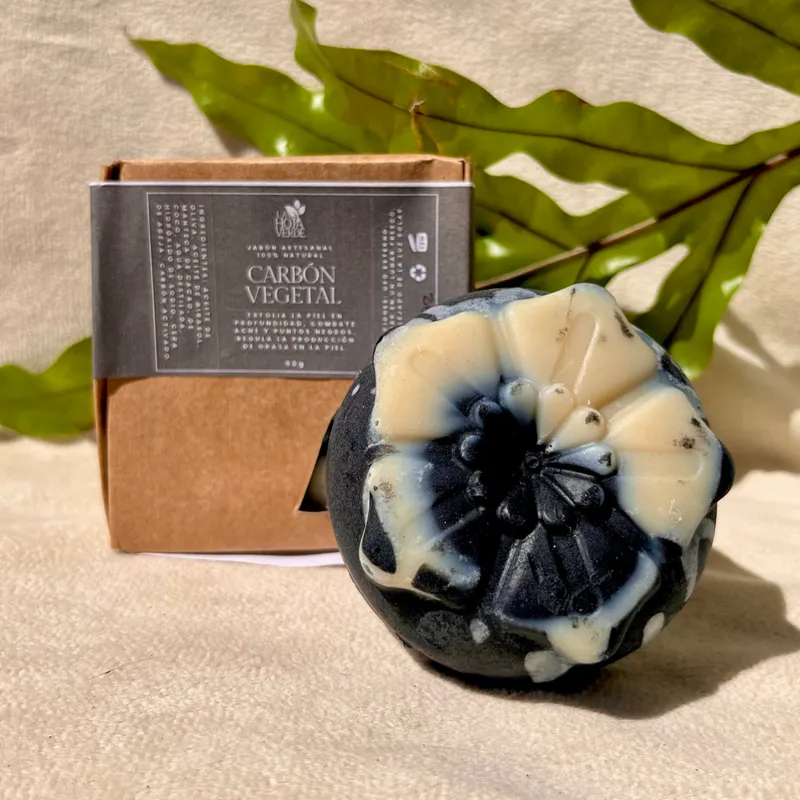 Jabón de Carbón Activado