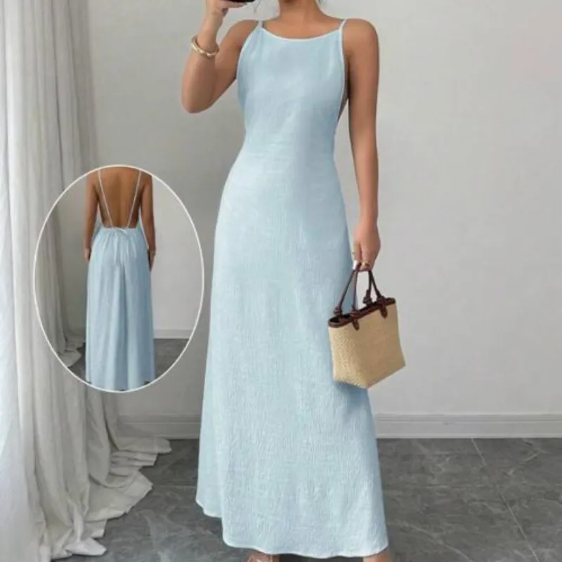 Vestido azul de lino con espalda afuera