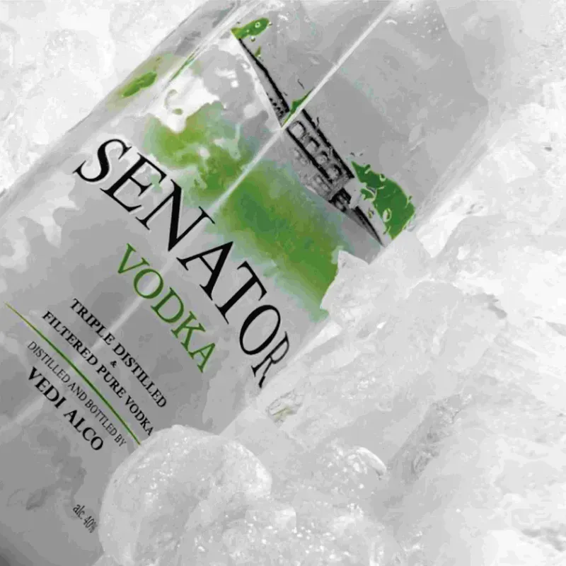 VODKA SENATOR + JUGO DE NARANJA