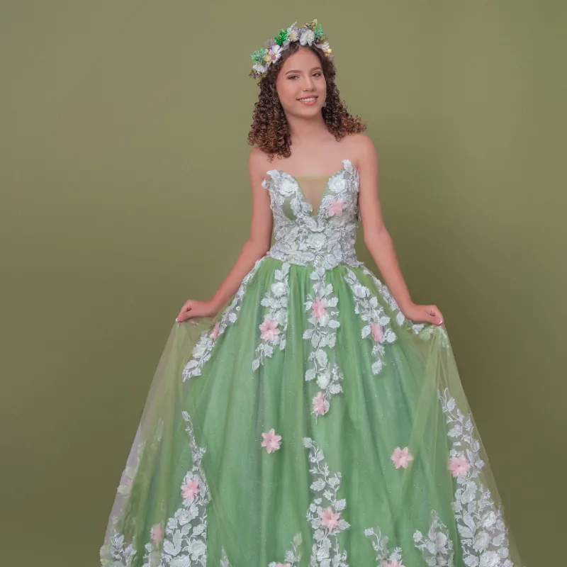 Traje Verde y Rosa