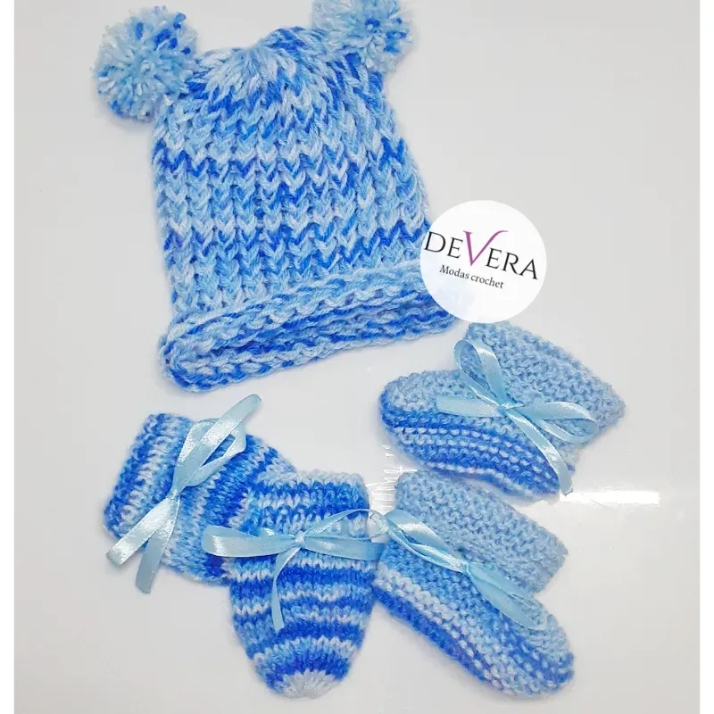 Conjunto gorro, manoplas y medias