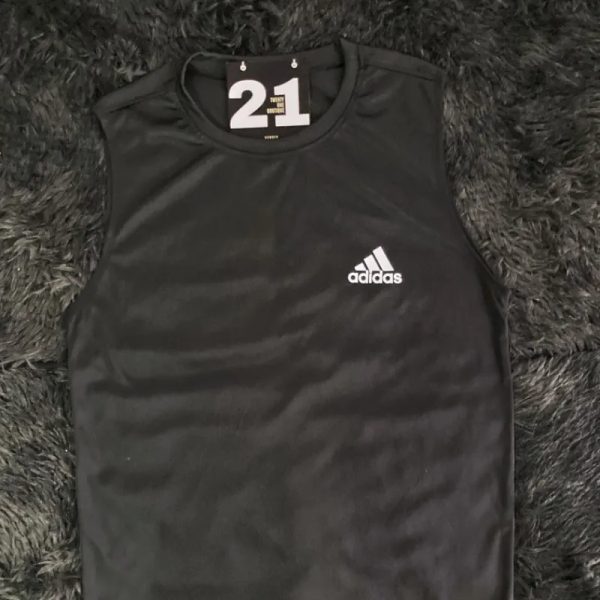 Desmangados Adidas
