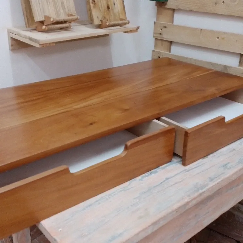 Escritorio al aire (Por Encargo)