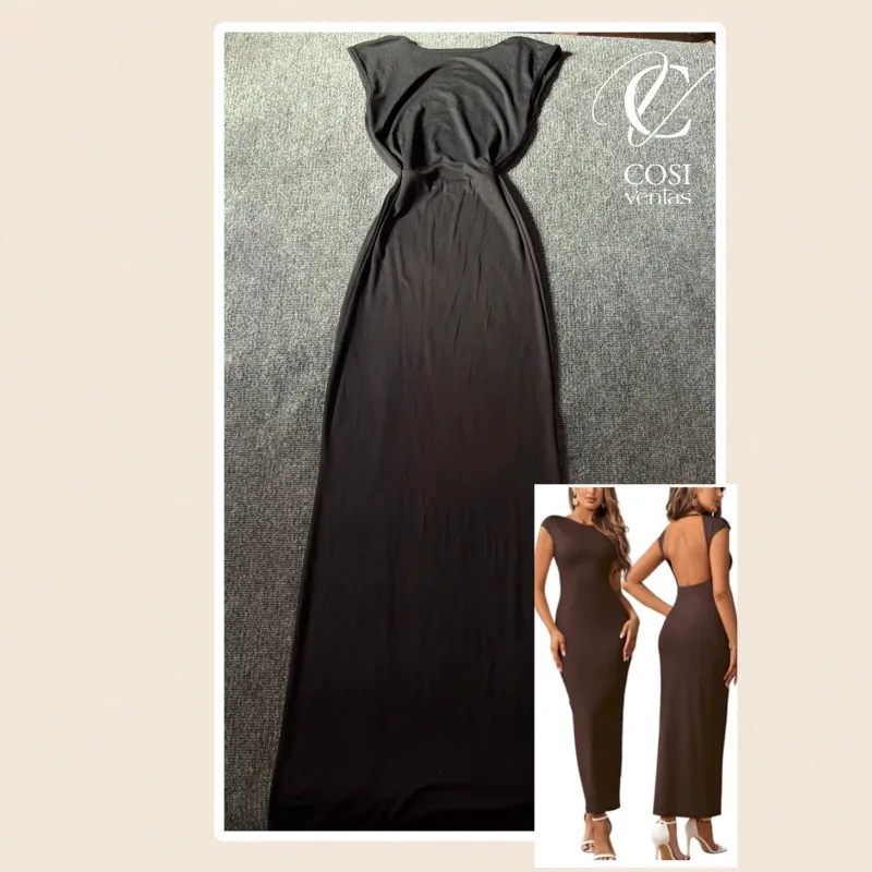 Vestido con abertura en la espalda (TELA LISA) en negro