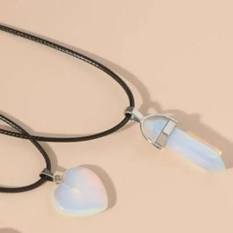 ‼️Collar de Pareja con dijes de cristal tornasol‼️