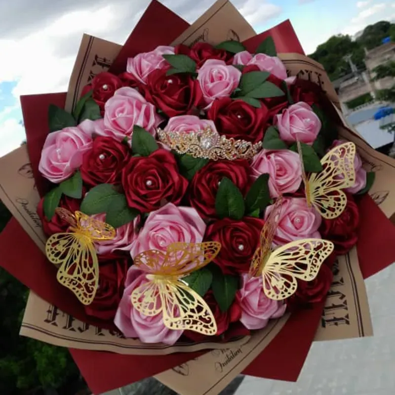 Ramo Buchon de Rosas Eternas