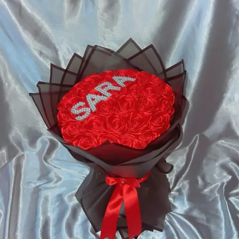 40 rosas con su nombre