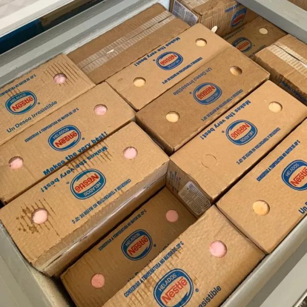 Cajas de helado Nestlé 4.5 lt