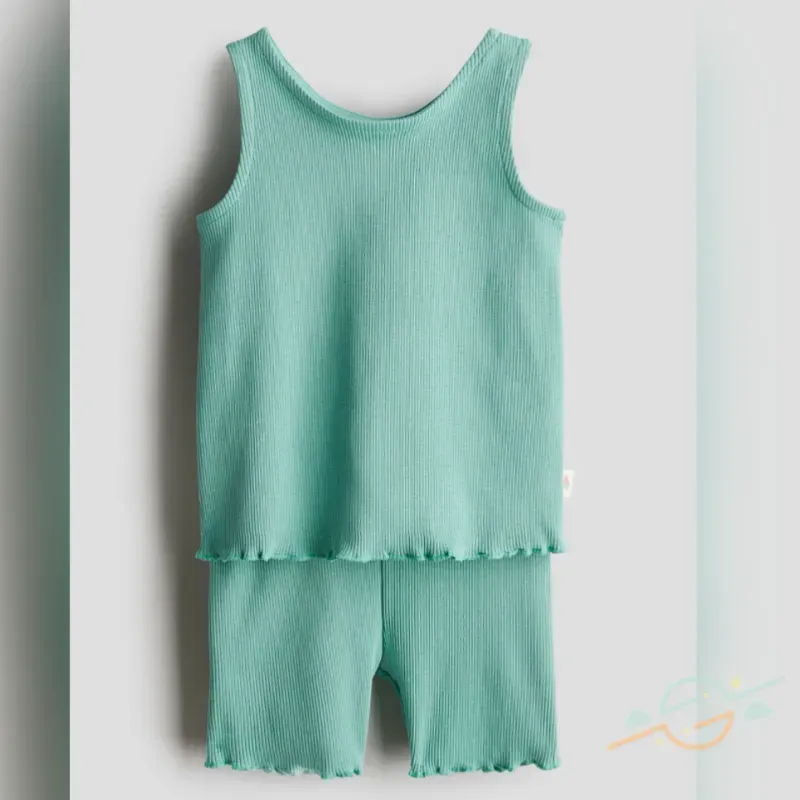 Conjunto verde H&M