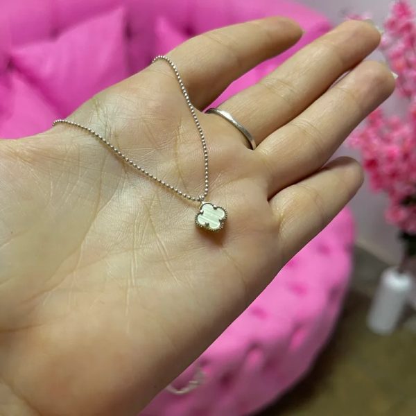 Cadena con dije Van Cleef
