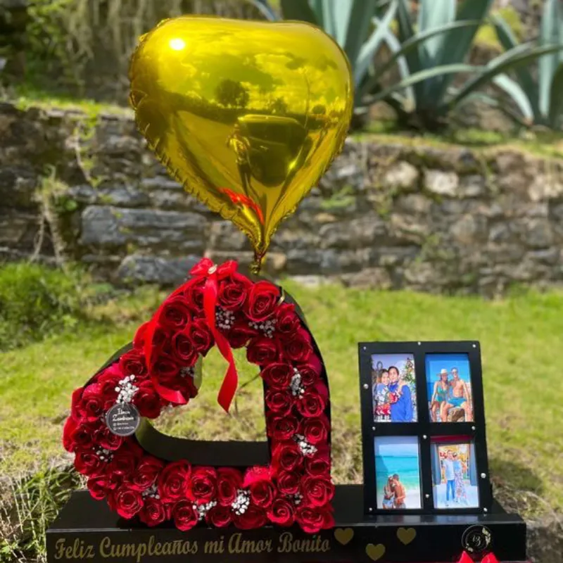 ✨Caja plus con Corazón de rosas✨