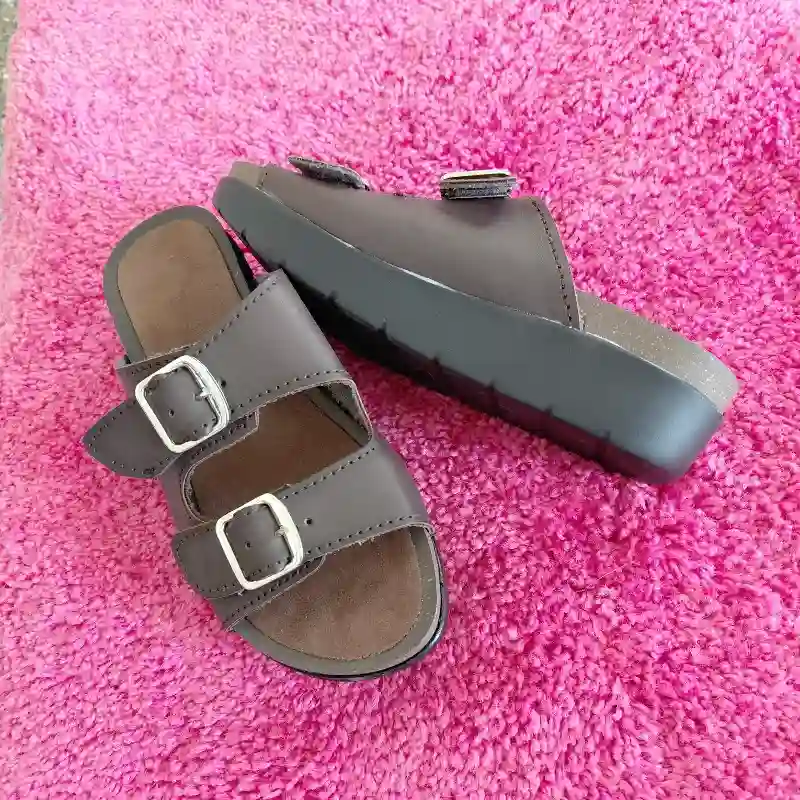 Isola Práctica Café