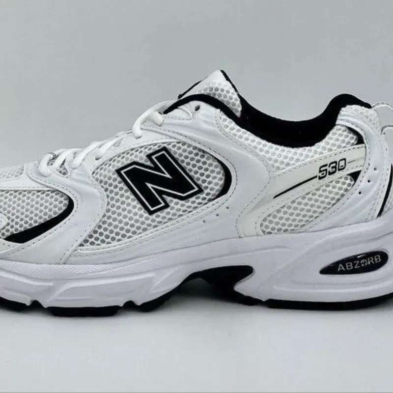 New Balance 530 blancas y negras