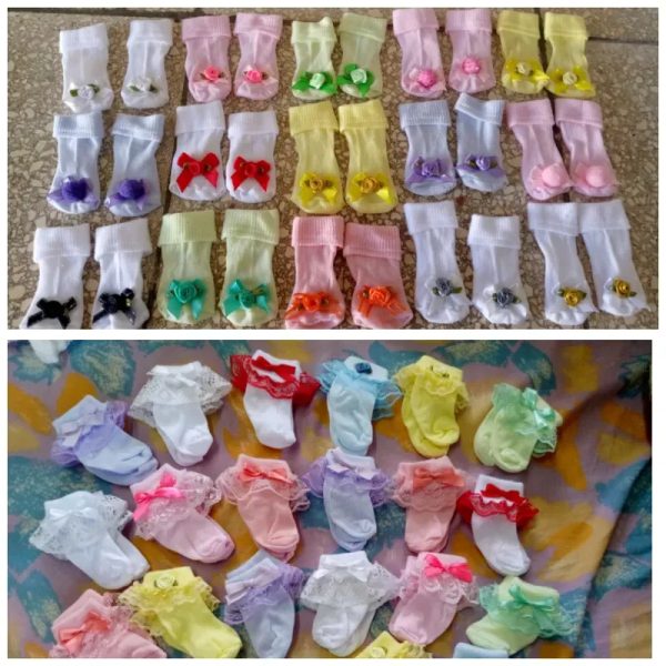 Medias decoradas para beba