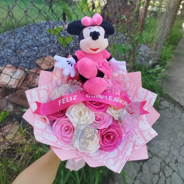 Ramo de 20 rosas con peluche