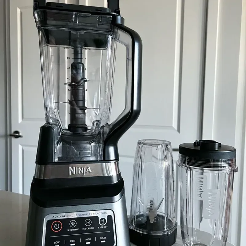 Ninja Licuadora Profesional Plus BN751 – 1400W