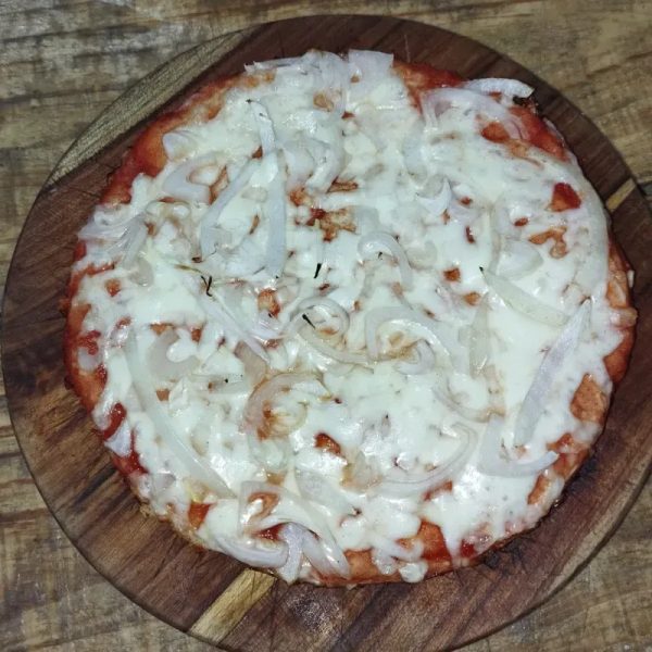 Pizza Cebolla y Queso Gouda