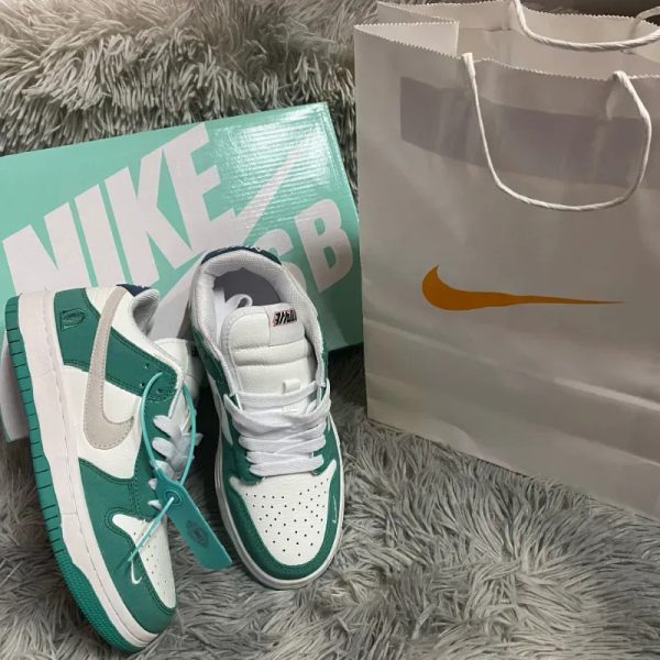 Tenis Nike
