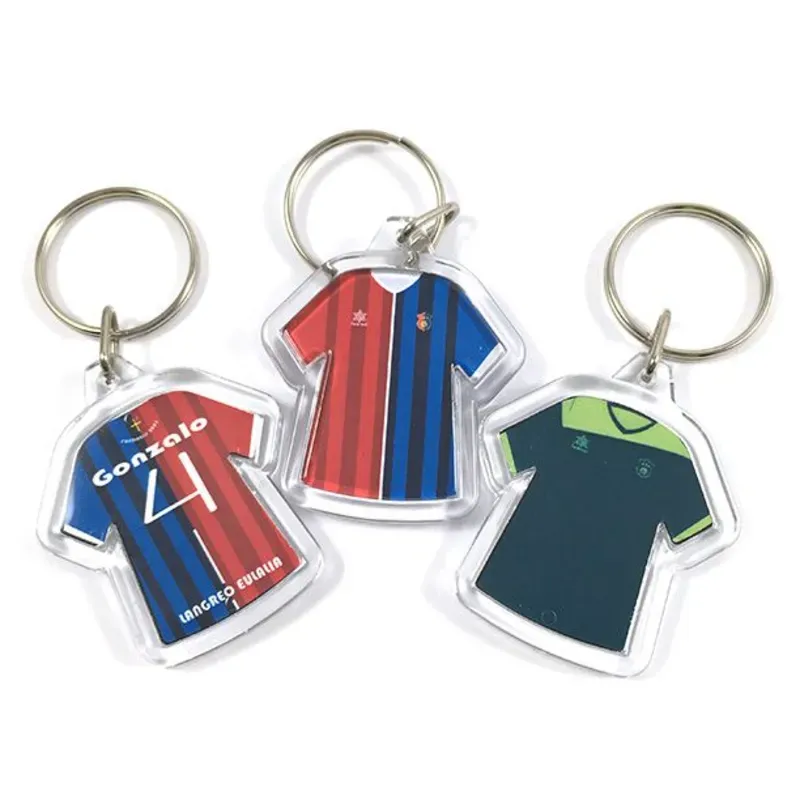 Llavero de forma de camisa