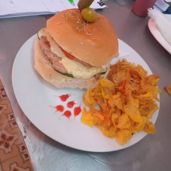 Hamburguesa La Casona 