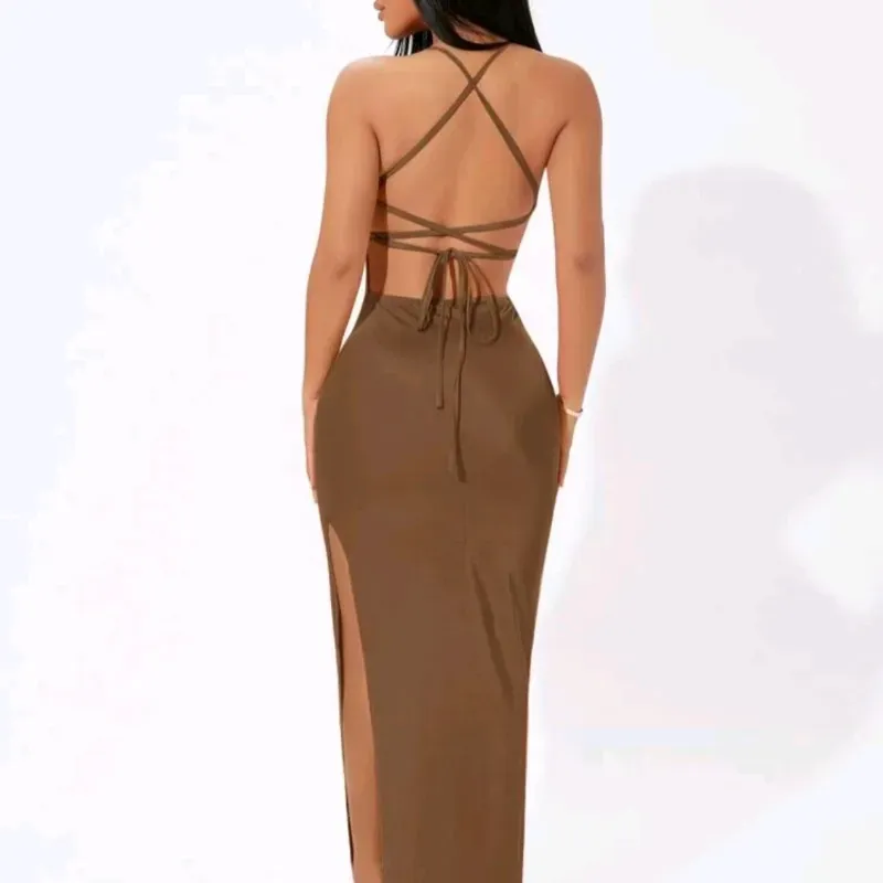  Vestido largo de crucetas en la espalda — Marrón Chocolate