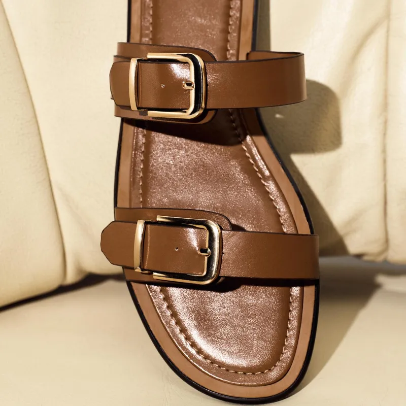 Sandalia Plana Doble Tira Hebilla