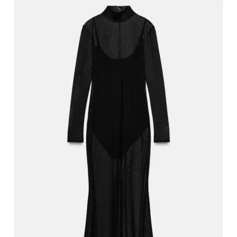 Vestido mangas y transparentes