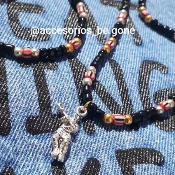 Collar de cuentas de deporte