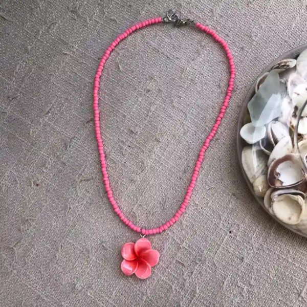 Collar plumeria