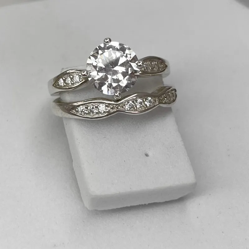 Anillo de compromiso 20 08