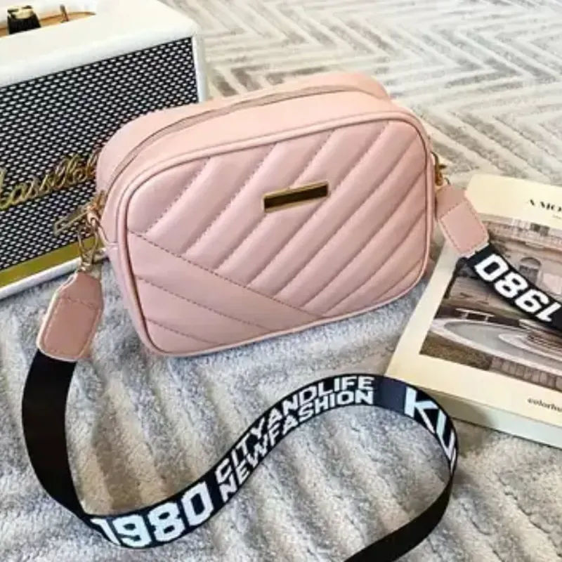 Cartera rosada raya ancha (ID 62)