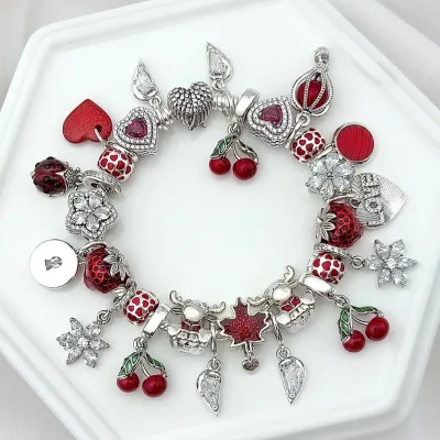 Pulsera armada temática roja