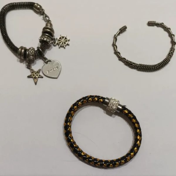 Pulseras y esclava