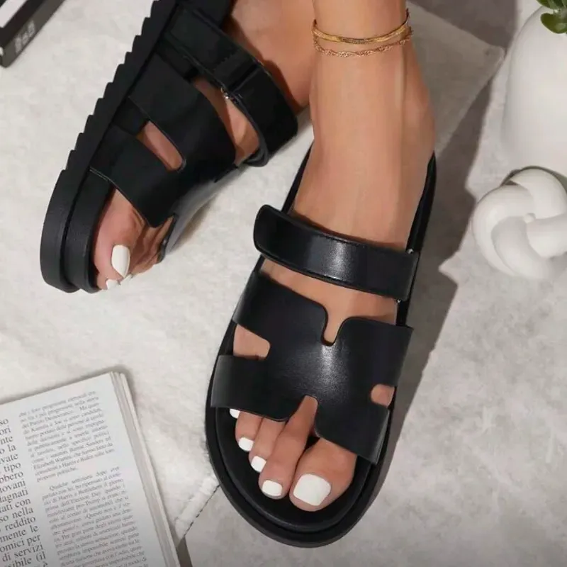  Sandalias estilo Hermes — Negro