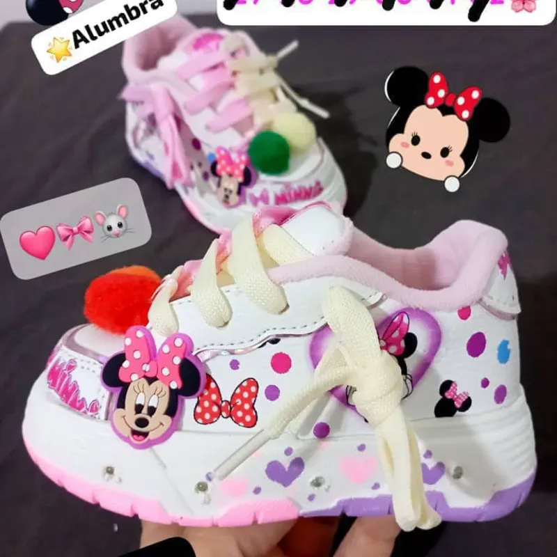 CORTE BAJO DOBLE CORDON Y POMPON MINNIE