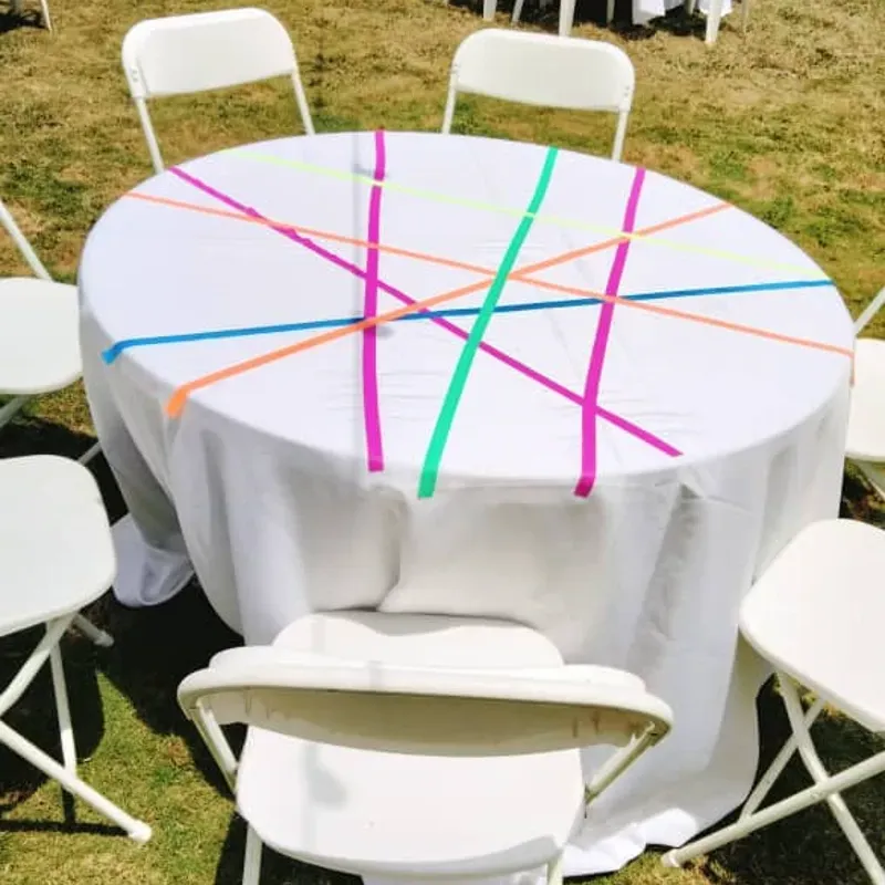 Mesas redondas para 8 pax