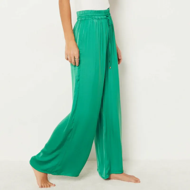 Pantaloneta verde satinada