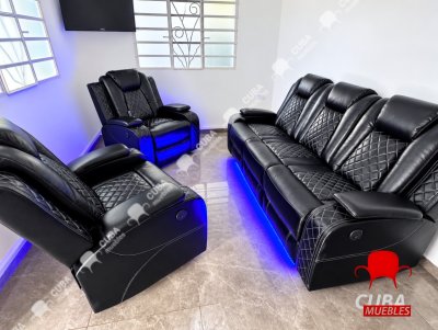 Juego de Sofas Reclinables Electricos 3 Plazas y 2 Butacas Cuero