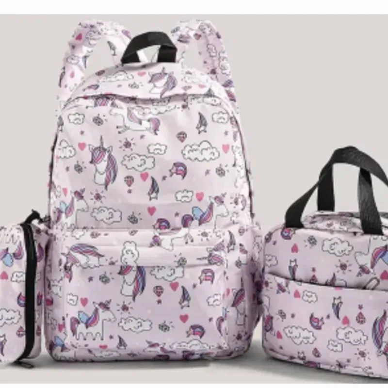 Set de mochila, cartuchera y lunchera temática unicornio lila